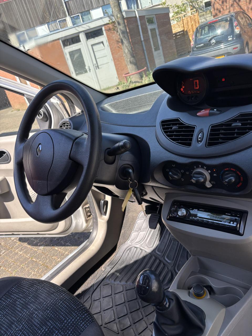 Renault Twingo 1.2 2008 Grijs