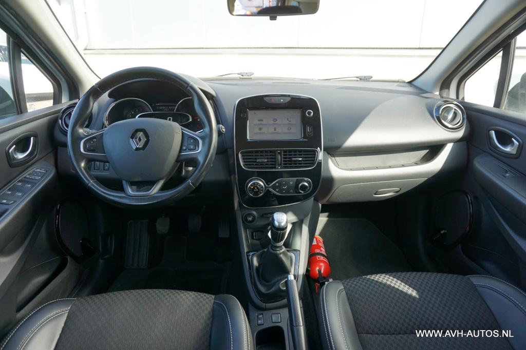 Renault Clio estate 1.2 tce limited