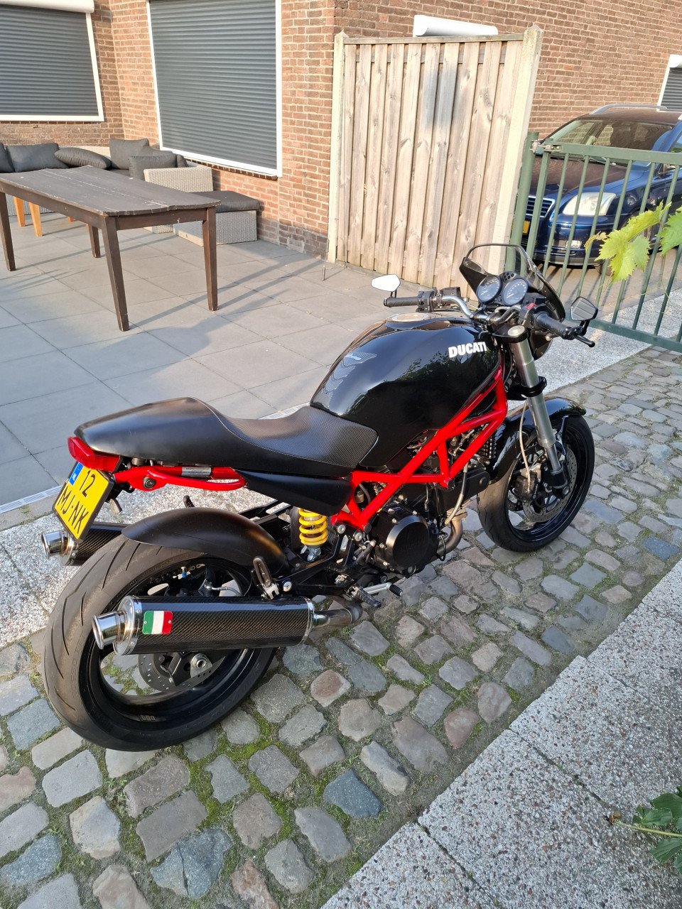 Ducati monster 695