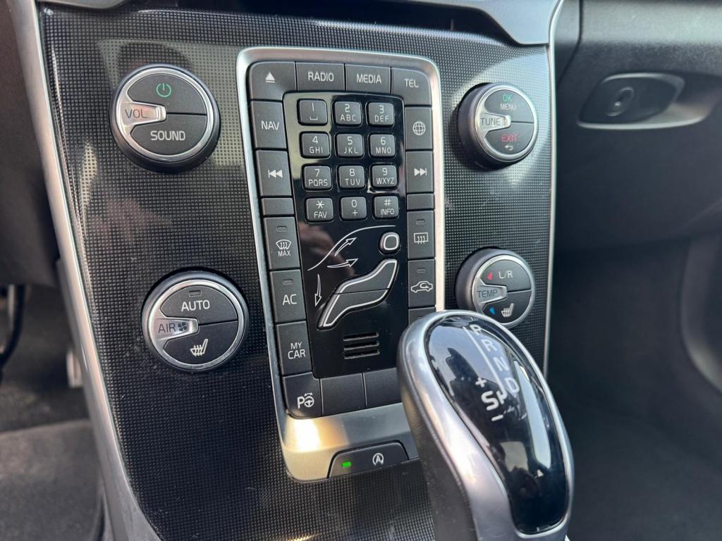 Volvo V40 1.5 t2 edition+