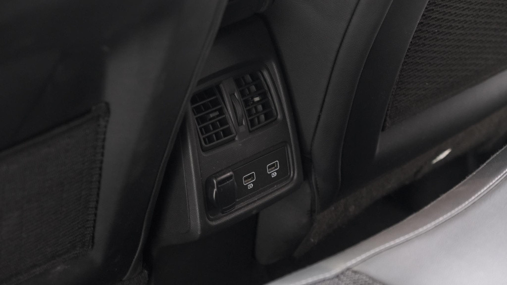 Renault Captur tce 90 intens | camera | navigatie | parkeersensoren | apple
