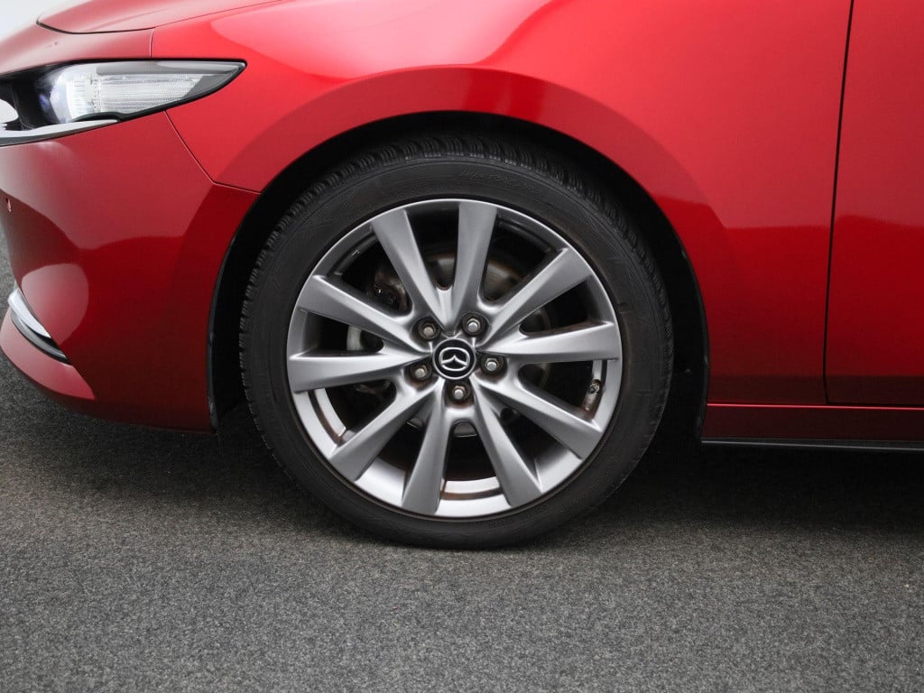 Mazda 3 2.0 e-skyactiv-x luxury | automaat | schuif dak | 360 camera | appl