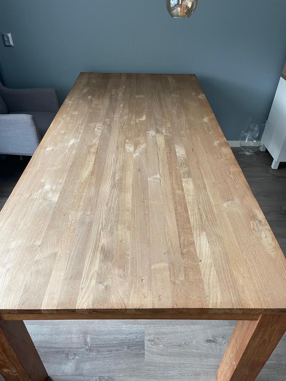 Massieve Teak eettafel te koop.