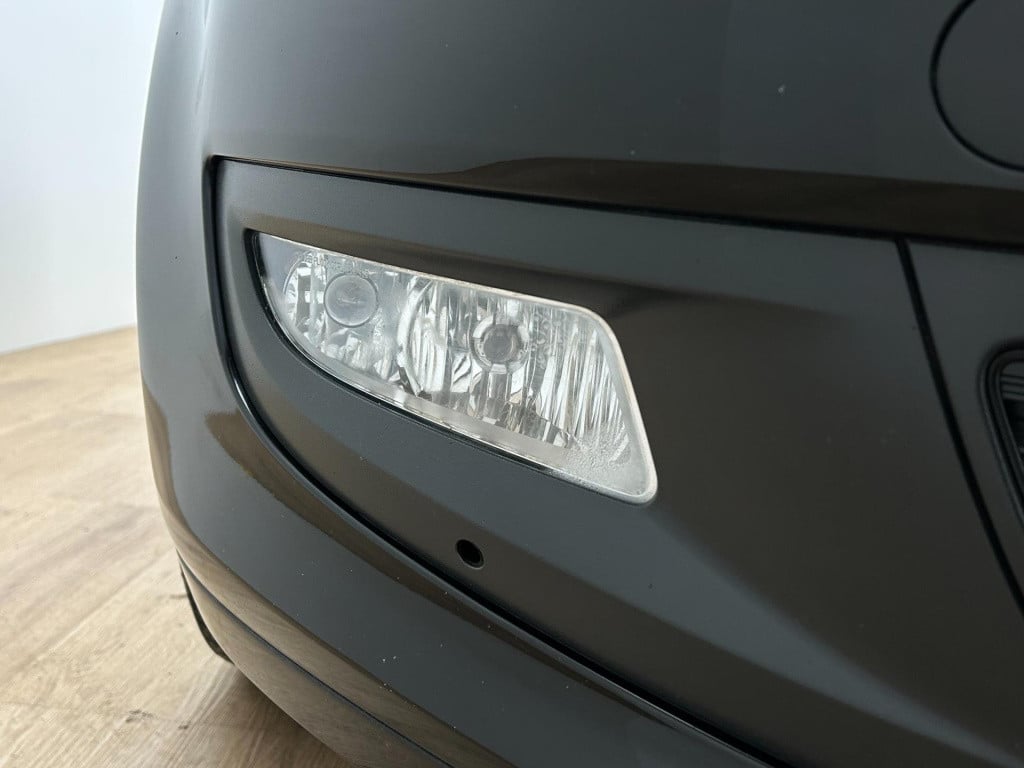 Volkswagen Polo occasion 1.0 bluemotion edition | zwart | airco | tweedehan