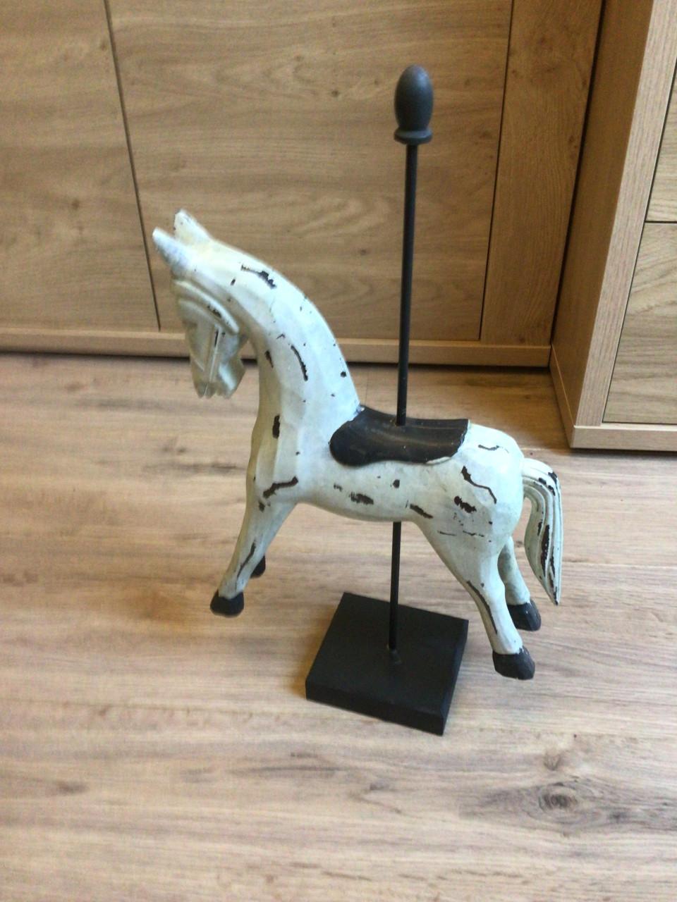 Houten paardje