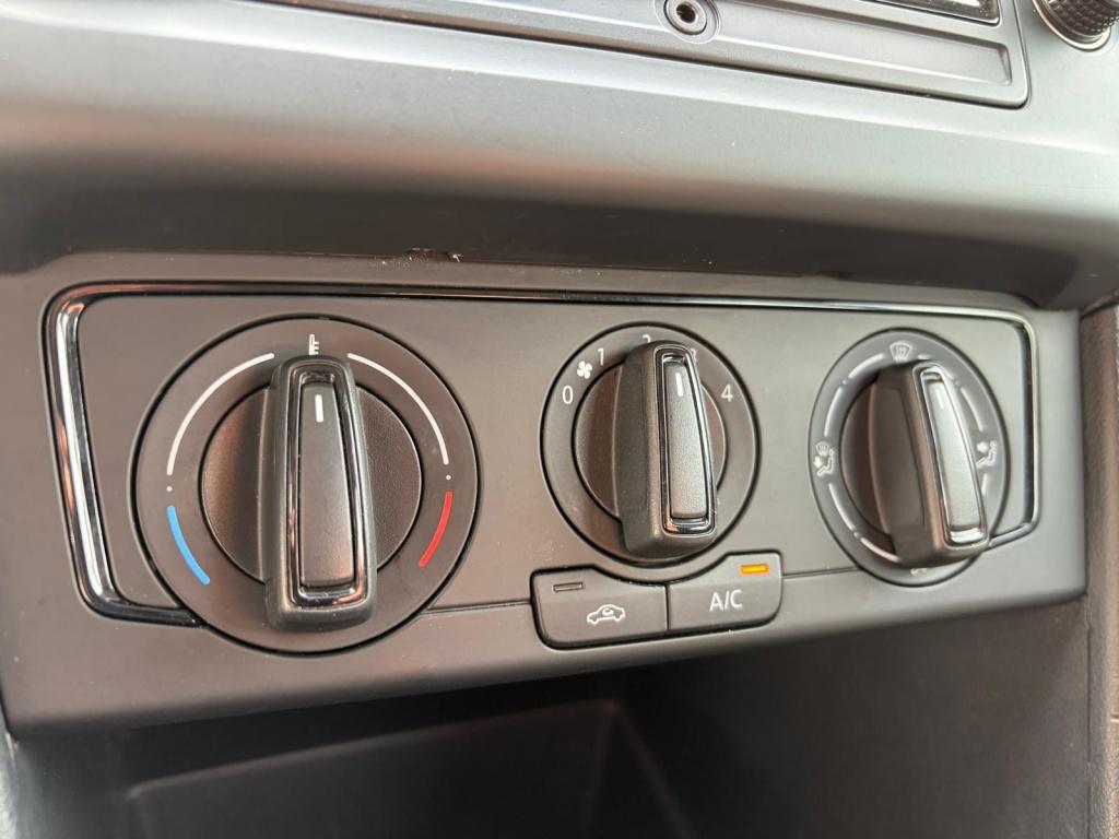 Volkswagen Polo 1.0 | 76.373 km!