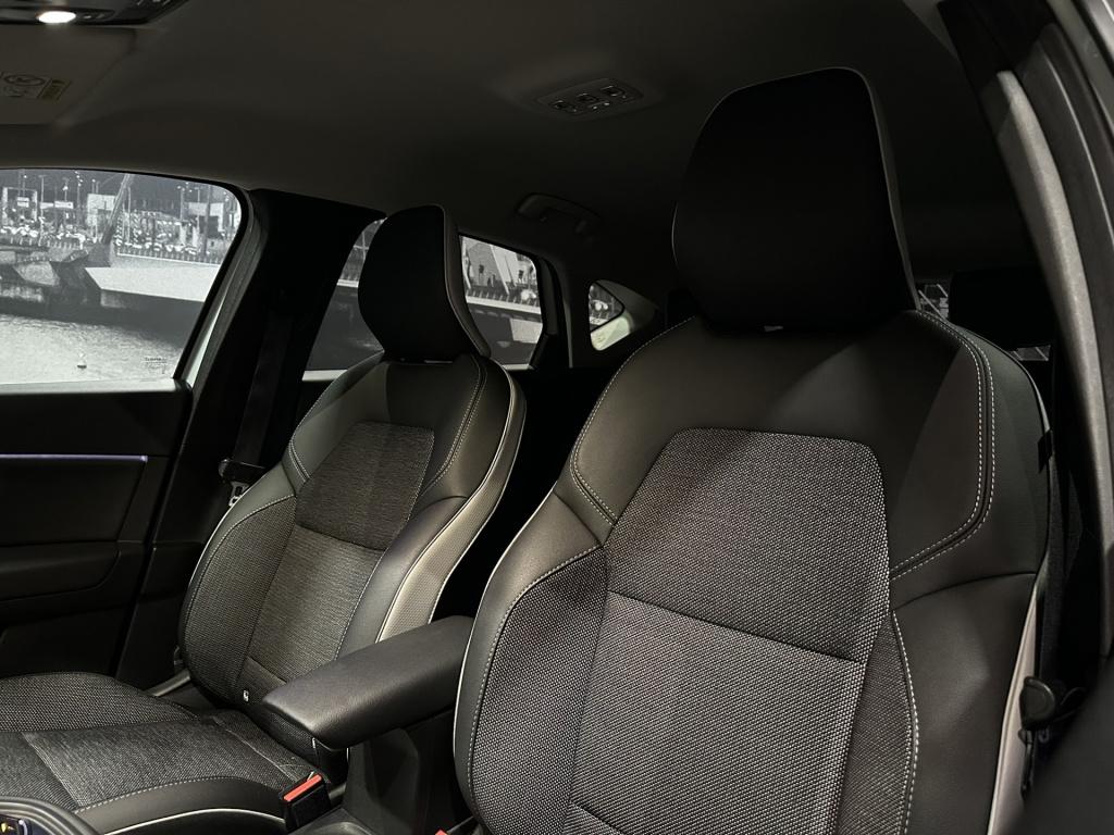 Renault Captur 1.6 plug-in hybrid intens *camera*trekhaak*