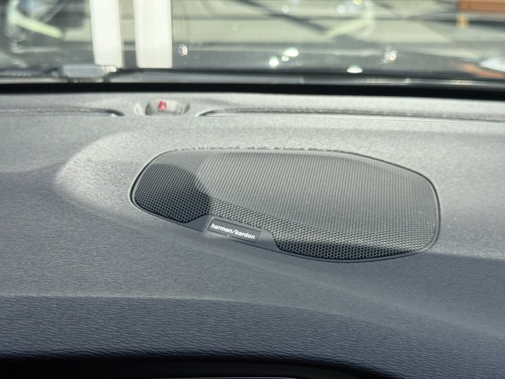 Volvo V40 t3 153pk aut6 polar+ sport| panodak| camera| h&k sound| keyless|
