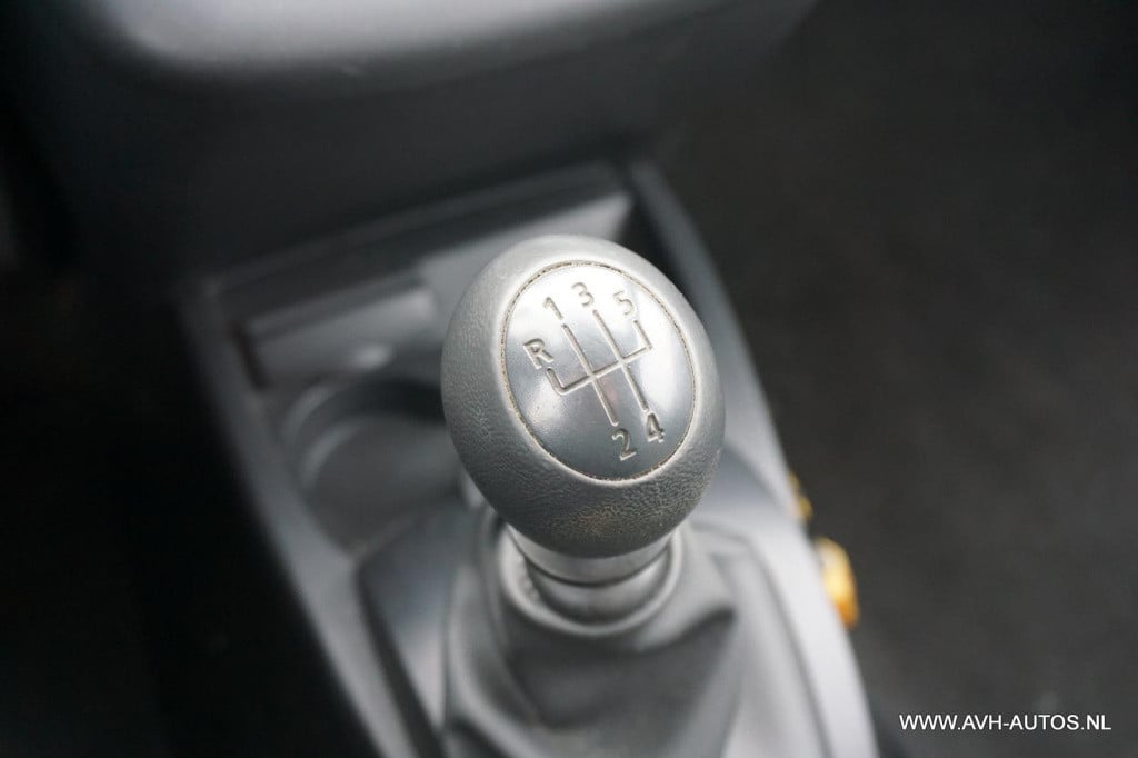Renault Twingo 1.2-16v dynamique