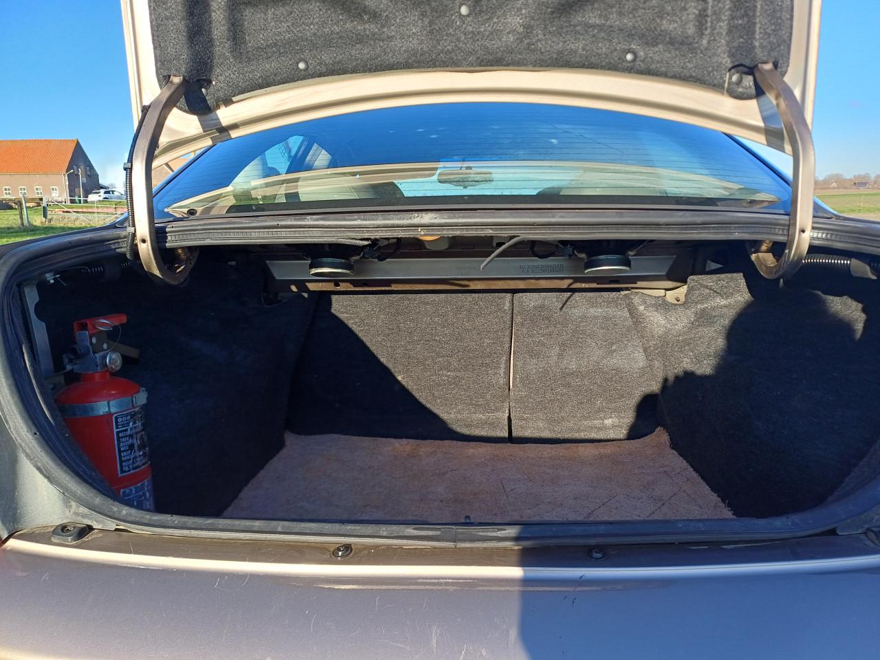 Chrysler neon 2.0 bruin