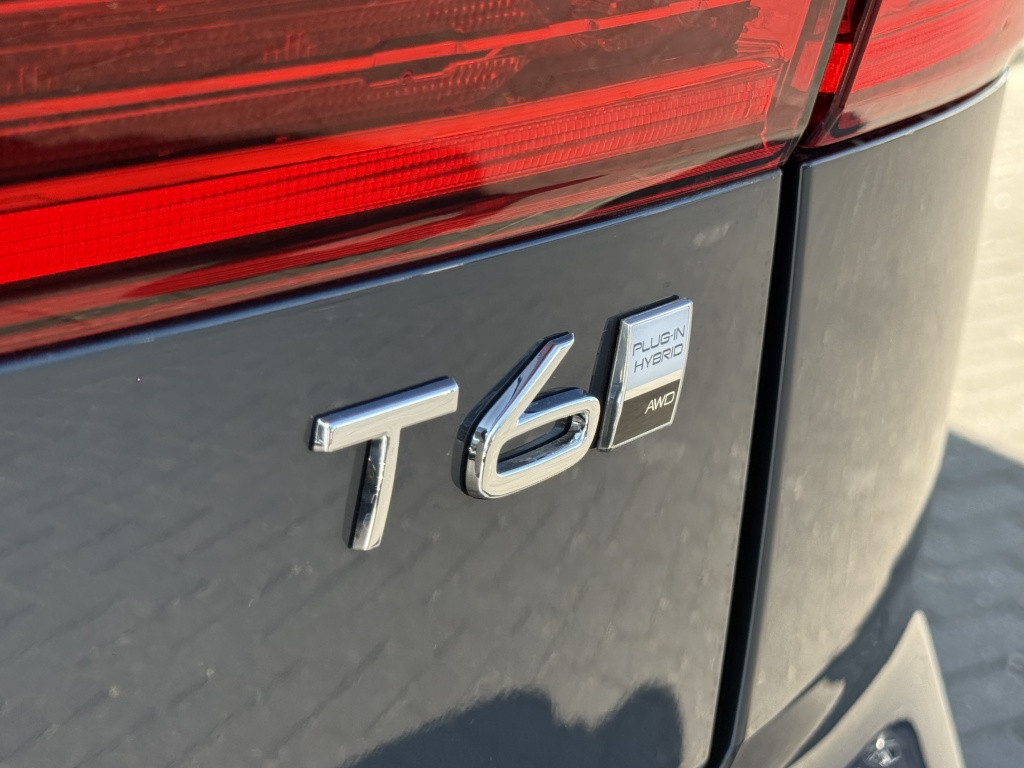 Volvo XC60 t6 awd gt essential driver assist