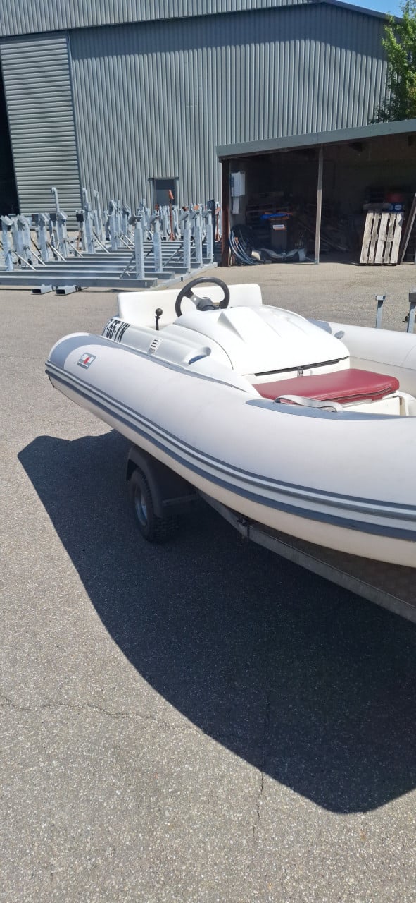 Avon 400 DL Jet