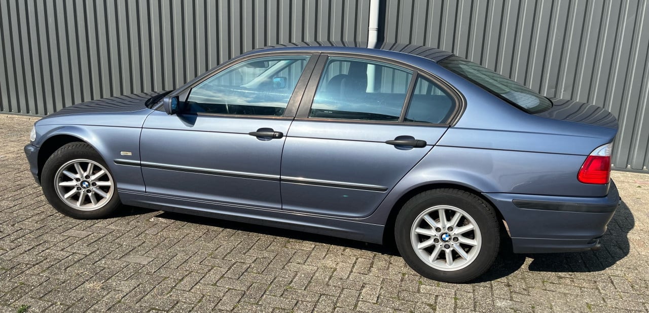 Schitterende BMW 316i bouwjaar 1999