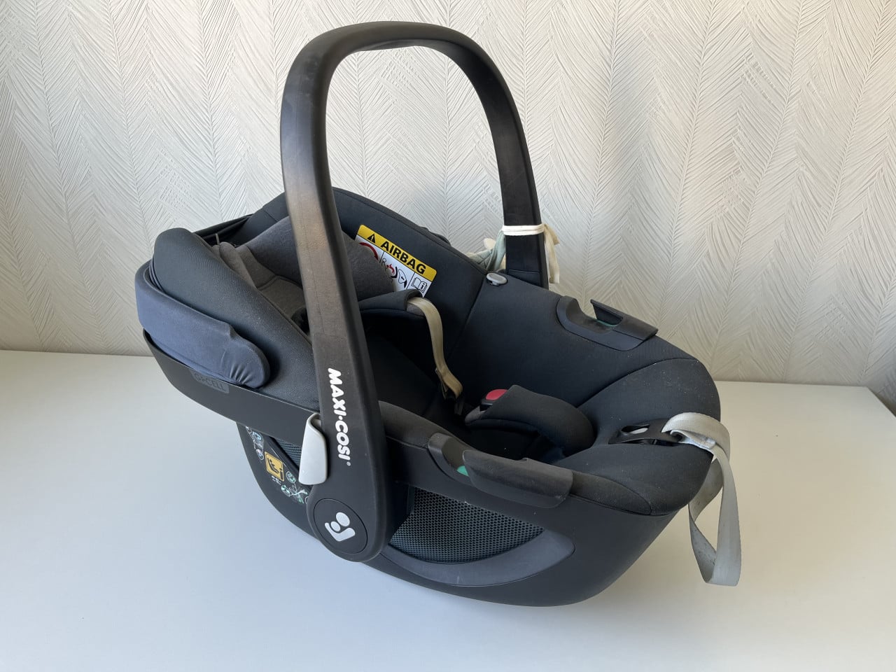 Maxi Cosi Pebble 360 met FamilyFix 360 base