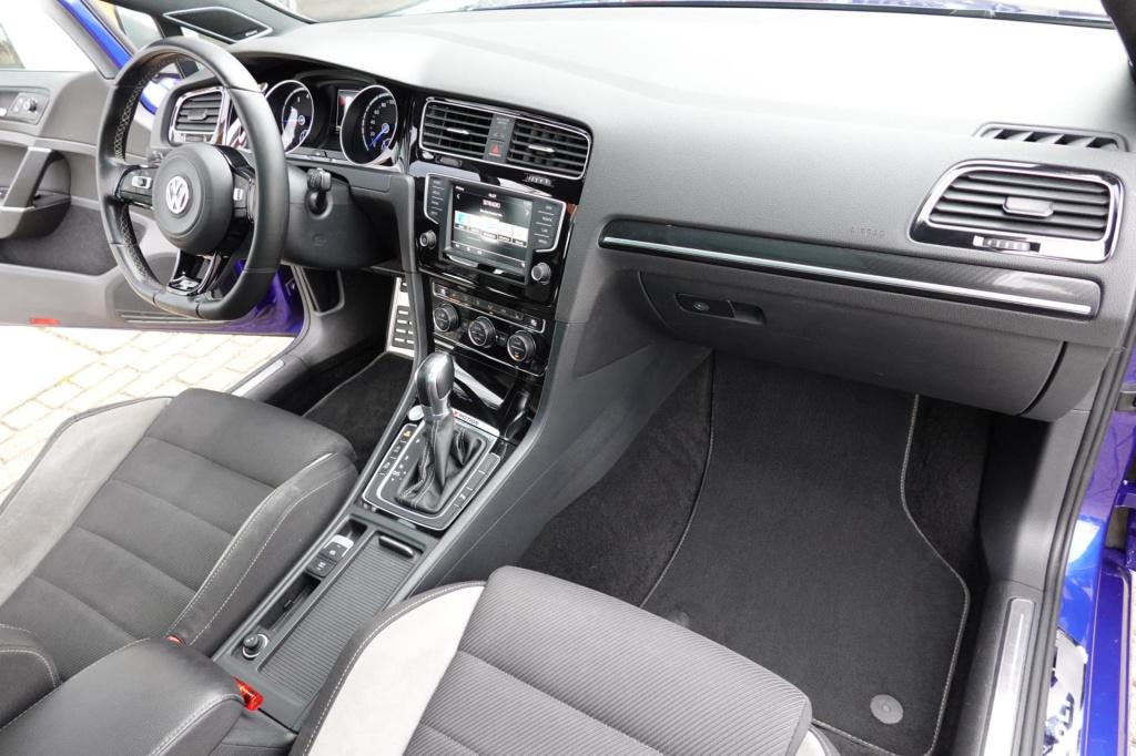 Volkswagen Golf 2.0 tsi r 4motion