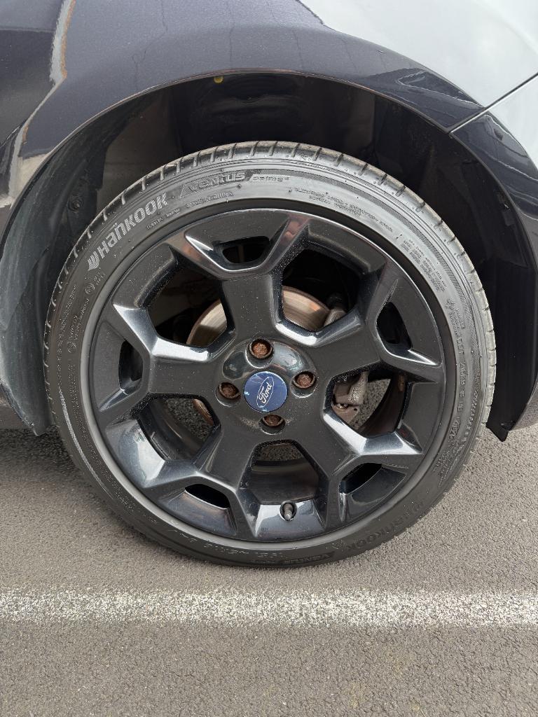 Ford KA 1.2 metal - airco - lage kmstand