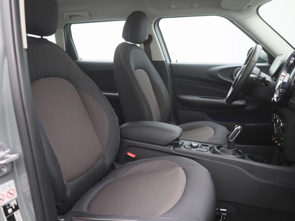Mini Clubman 1.5 cooper business edition | automaat | navigatie | apple car