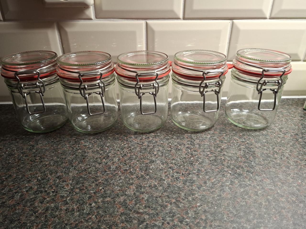 Te koop zgan 5 potjes met deksel