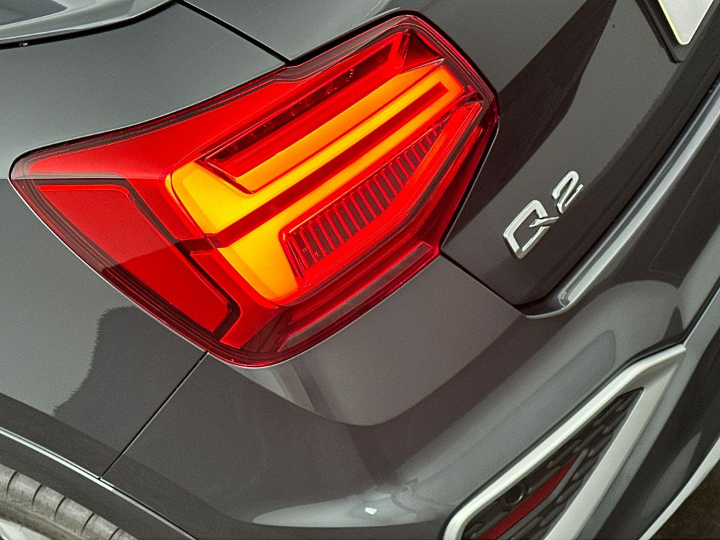Audi Q2 advanced edition 35 tfsi 110 kw / 150 pk hatchback