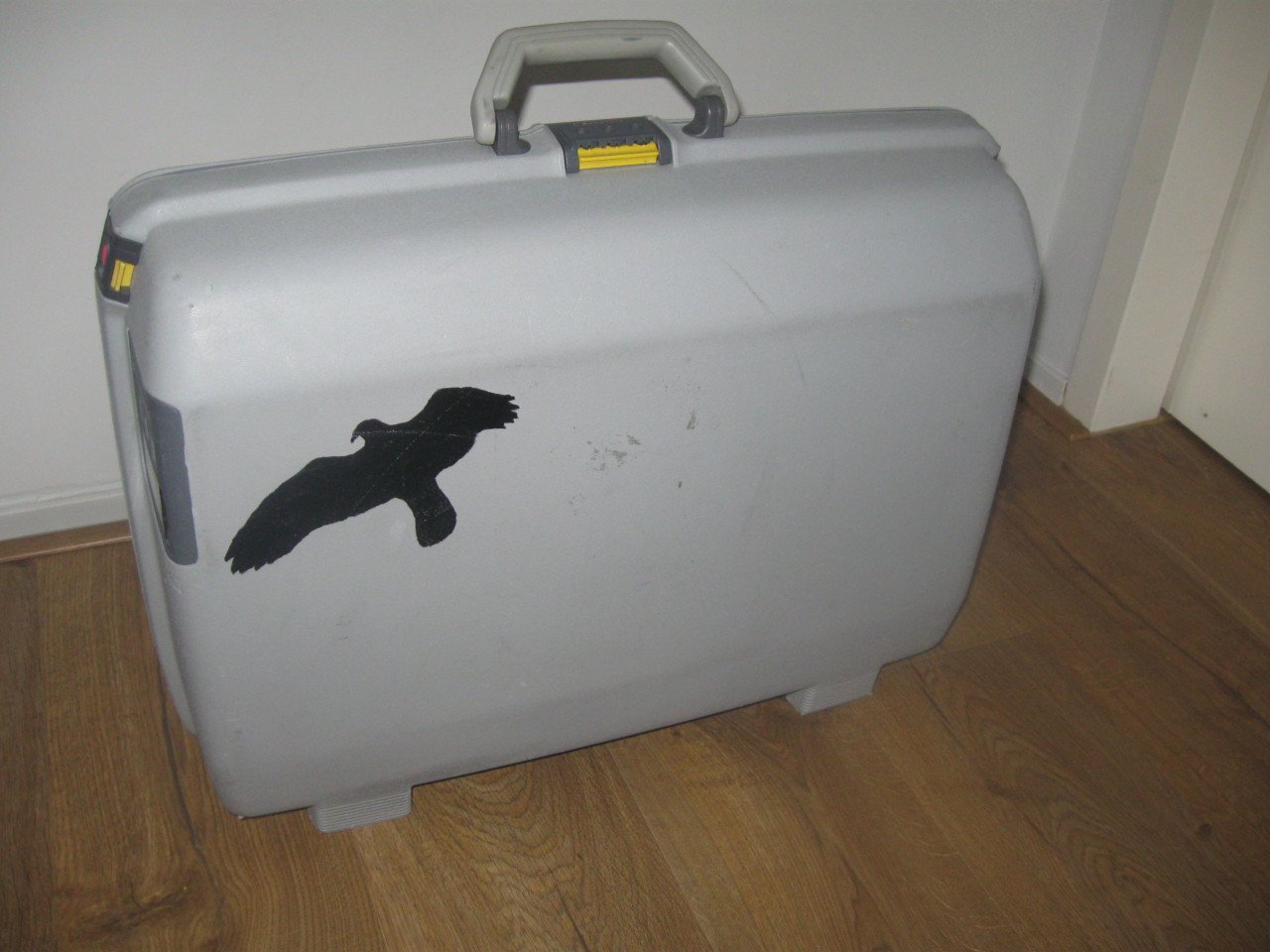2 Harde kunststof  koffers