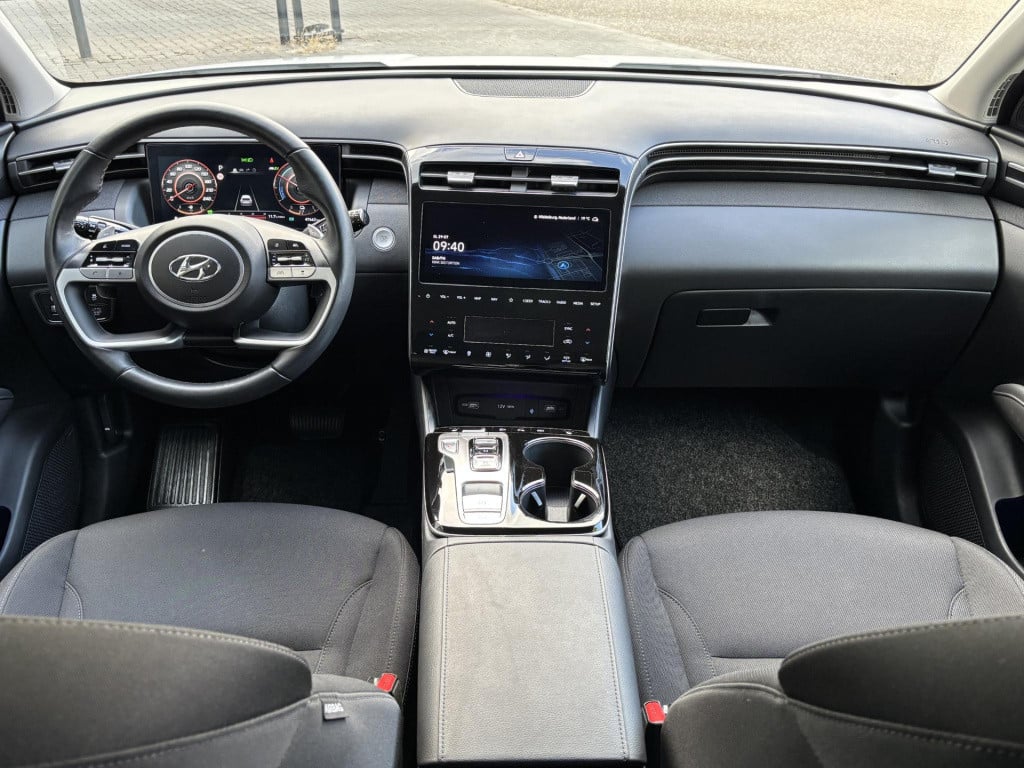 Hyundai Tucson Hybrid 1.6 t-gdi hev comfort smart | navigatie | camera | ap