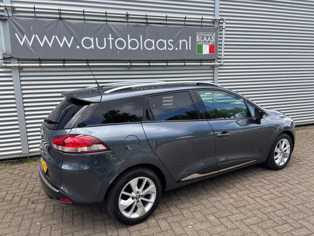 Renault Clio estate 1.2 16v
