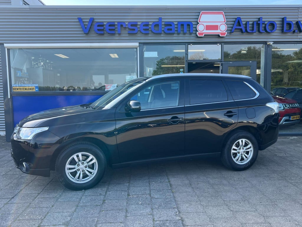 Mitsubishi Outlander 2.0 business edition 7 persoons
