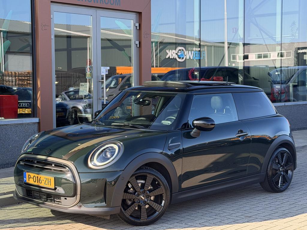 Mini 3-deurs 1.5 cooper resolute edition | pano | harman / kardon | apple c