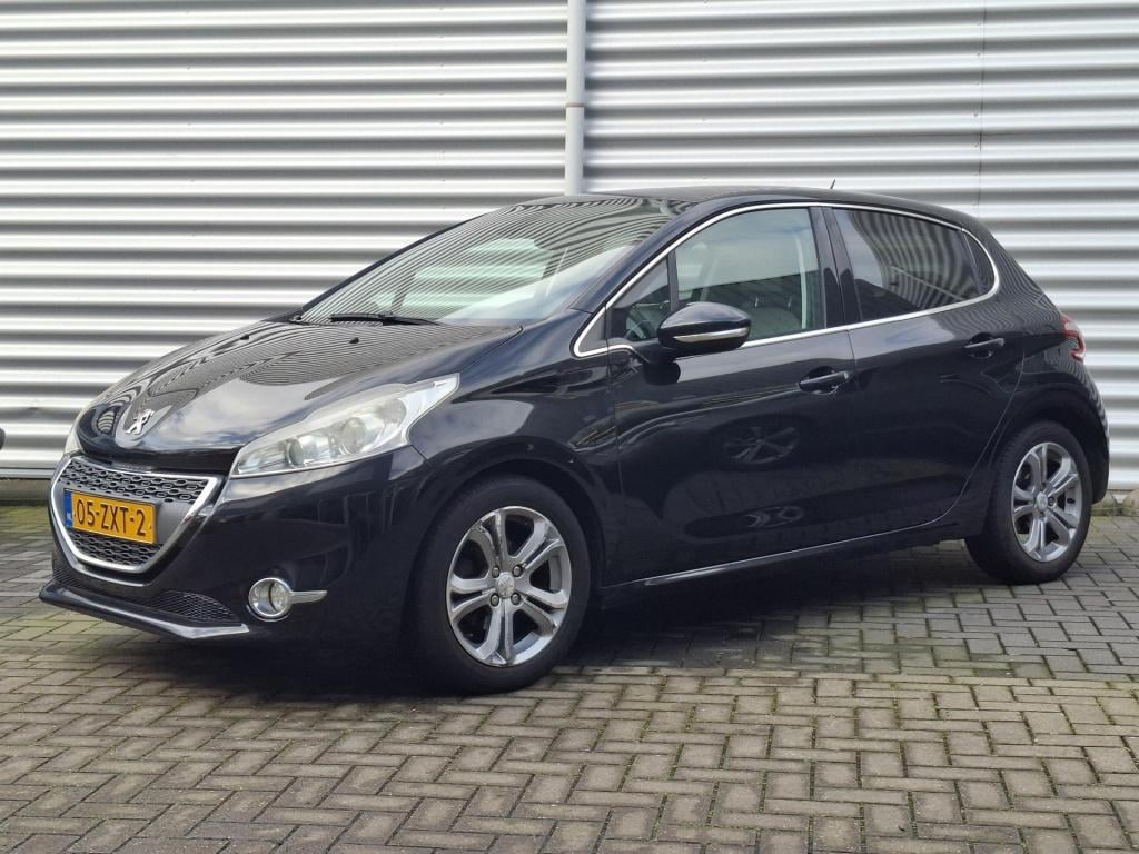 Peugeot 208 1.4 vti 95 griffe 5-drs navi/leer/clima