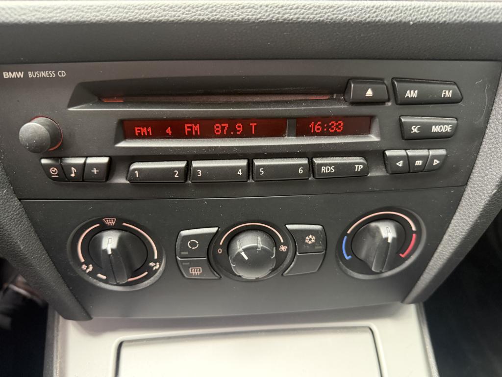 BMW 3-serie 320i 150pk executive sedan