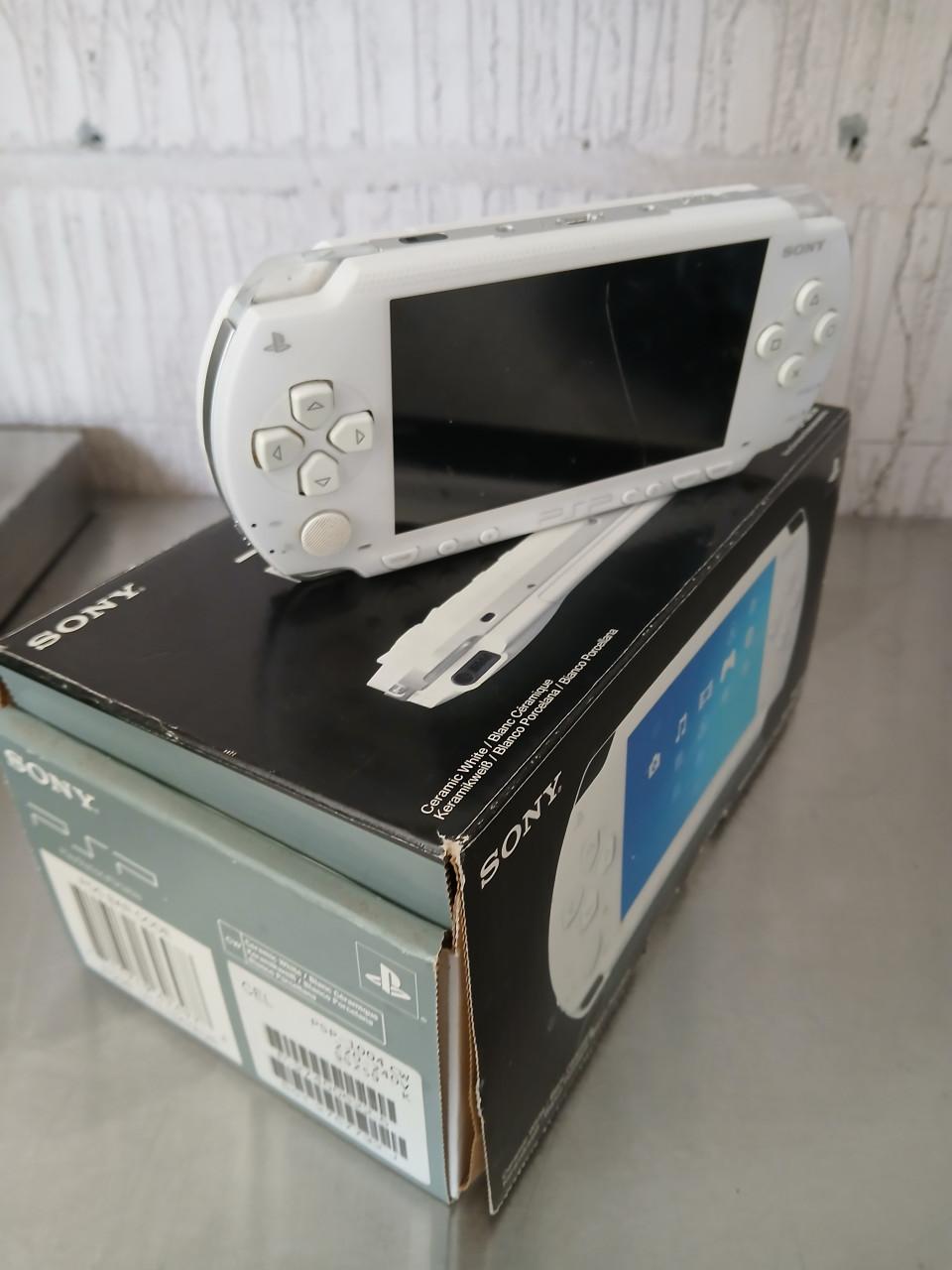 Psp met 14 spellen