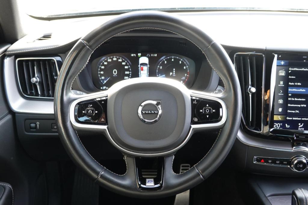 Volvo XC60 2.0 b5 r-design