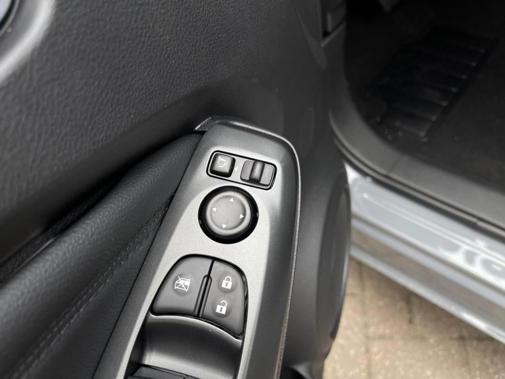 Nissan Juke 1.6 hybrid n-design cold + tech pack