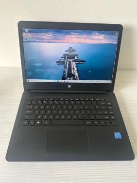 HP laptop 14 inch.Geen koeriersdiensten !