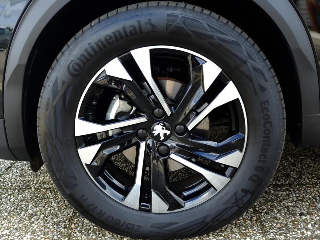 Peugeot 2008 1.2 pt 100 allure | bluetooth | apple carplay | android auto |