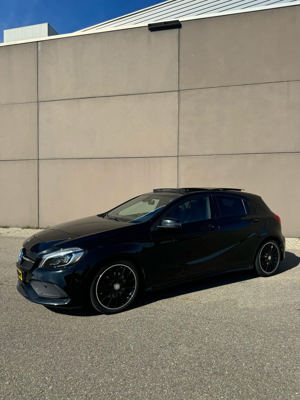 Zeer nette, goed onderhouden Mercedes A-Klasse AMG Night Pakket.