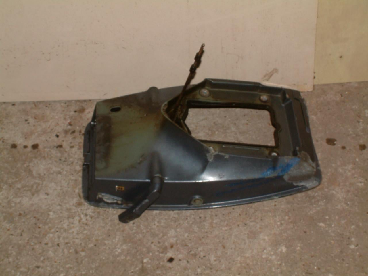 Buitenboord motor Yamaha  8 pk  langstaart 2 takt met onderdelen 20 L tank