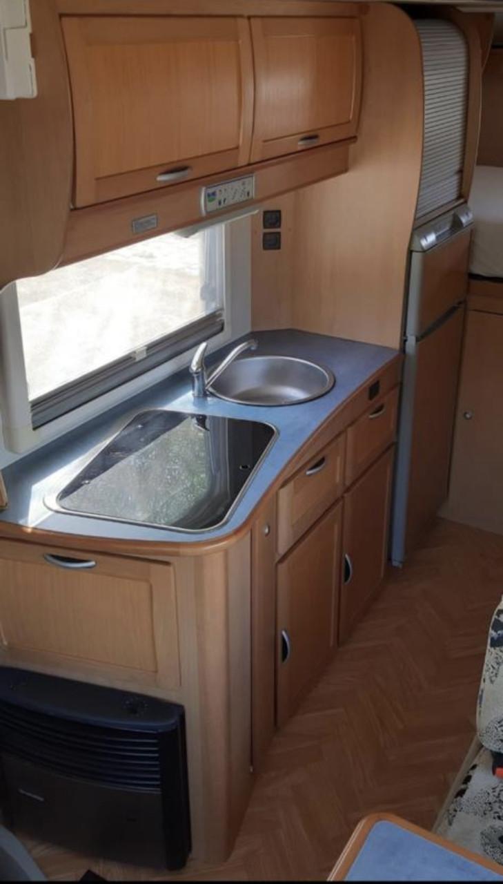 Mercedes sprinter camper alkoof 6 pers.