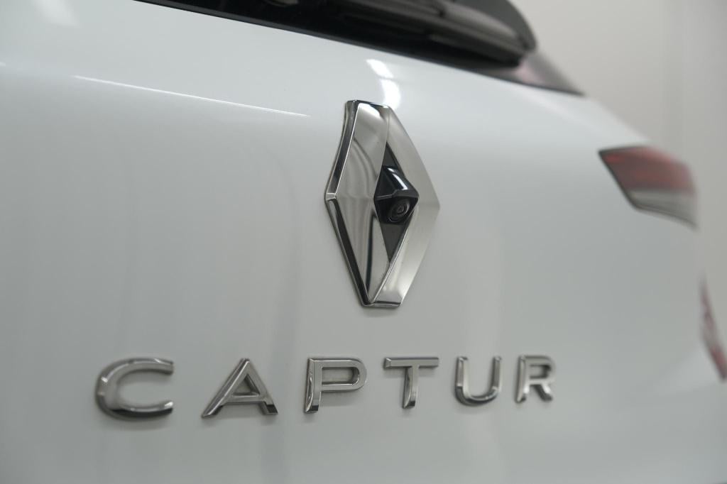 Renault Captur 1.6 e-tech full hybrid 145 techno | trekhaak | camera | navi