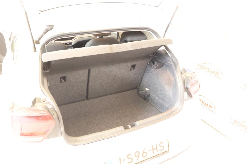 Volkswagen Polo 1.0 tsi comfortline nl auto, acc, trekhaak, appconnect