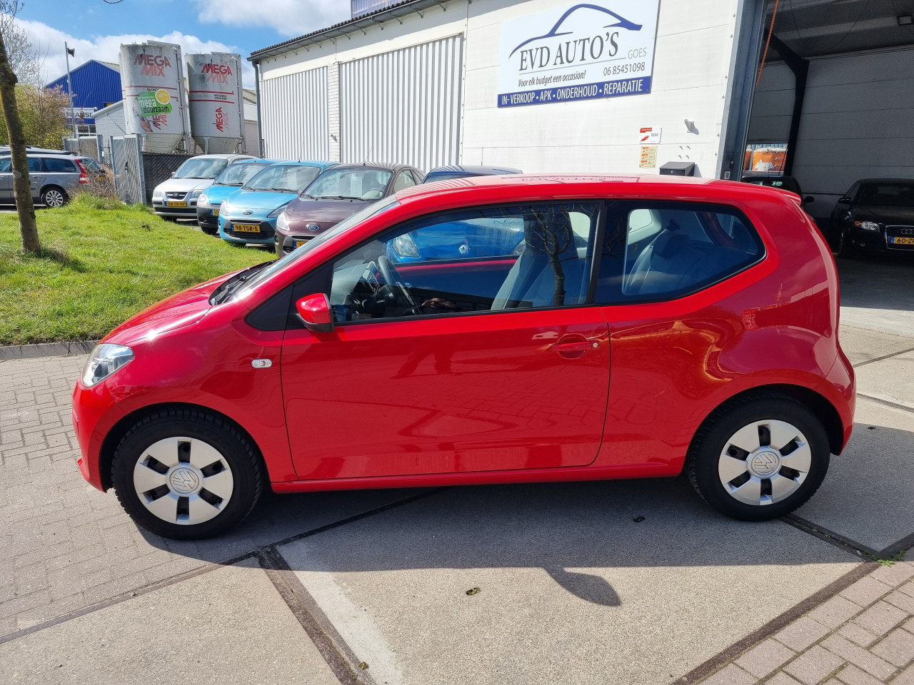 Volkswagen Up! 1.0 take up! BlueMotion | 121.259 KM | Cruise control!