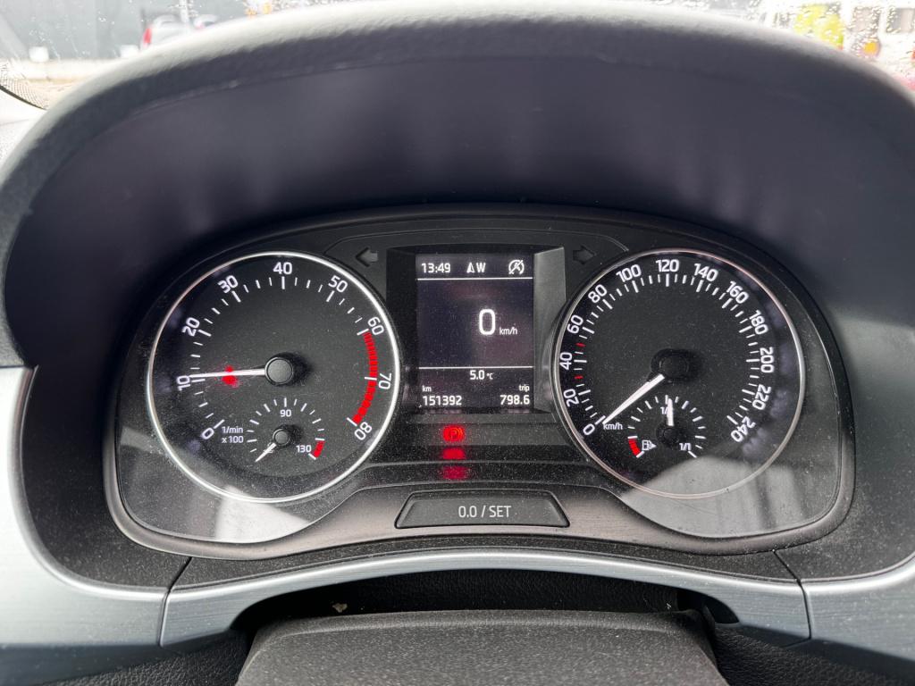 Skoda Fabia combi 1.0 tsi ambition business | navi | trekhaak | airco!