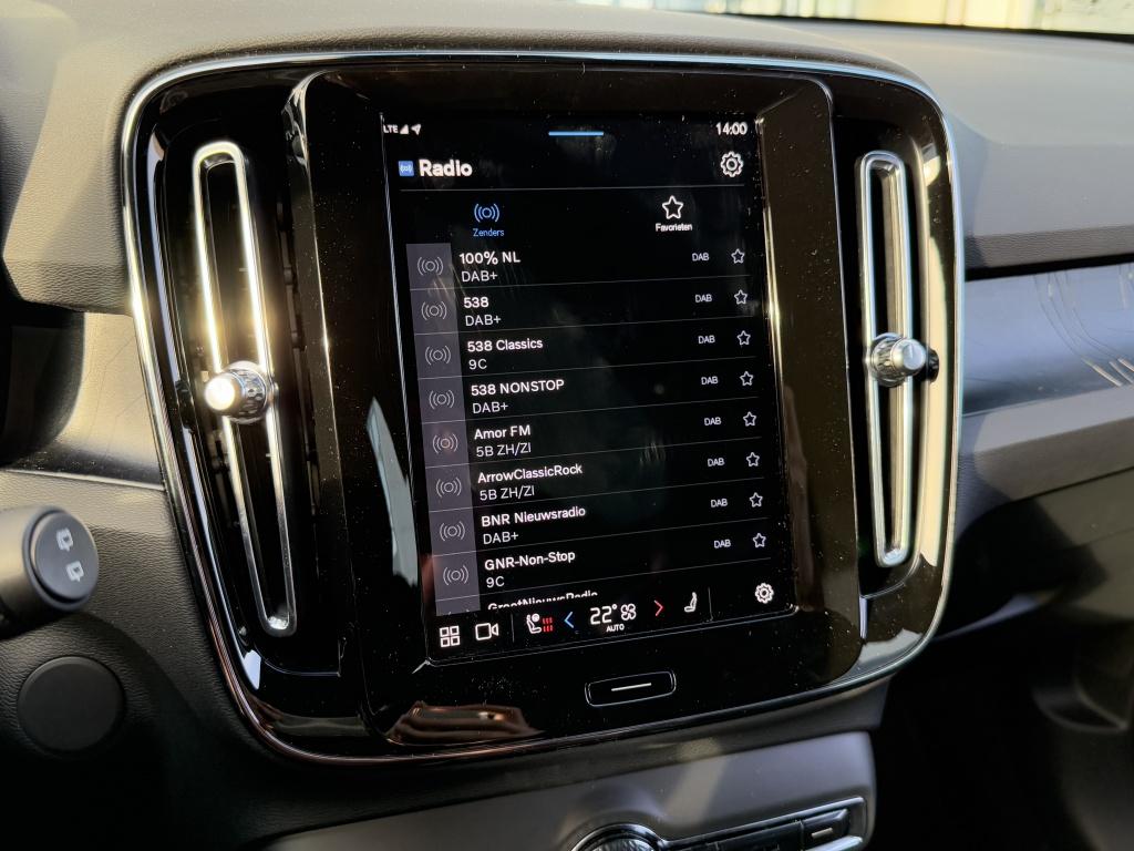 Volvo Ex40 extended range plus dark 252pk/82kwh| camera| adap.cruise