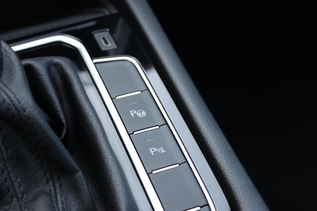 Volkswagen Passat variant 1.4 tsi phev gte business 218pk dsg6