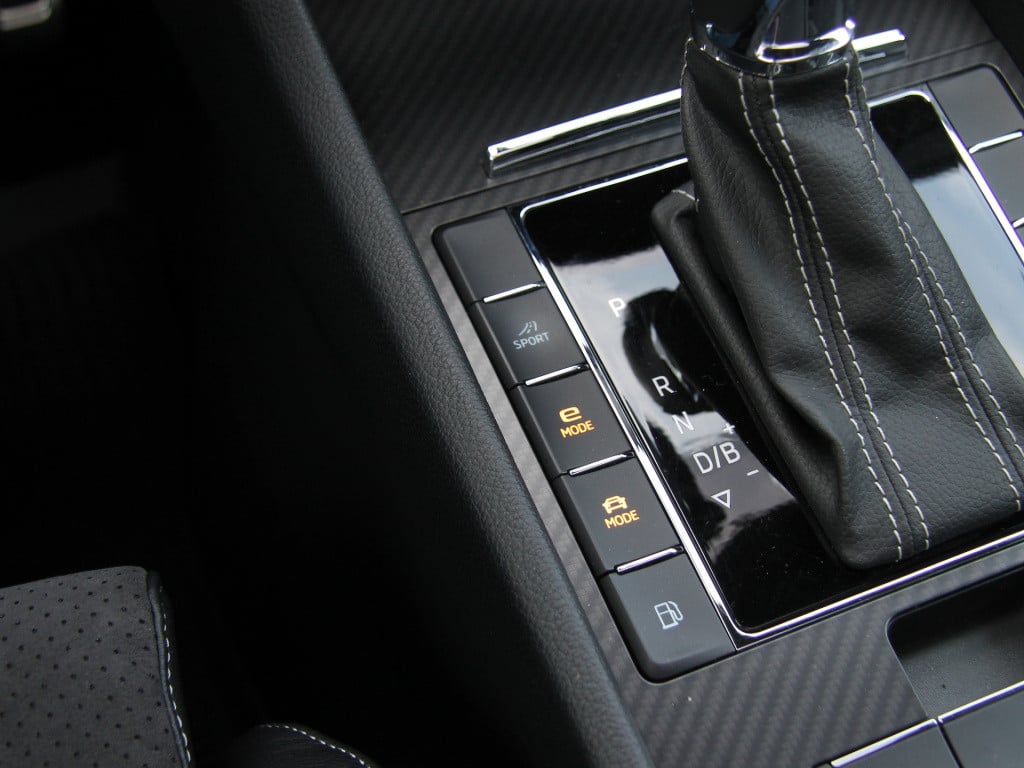 Skoda Superb combi 1.4 tsi iv 218pk sportline | pano dak | trekhaak