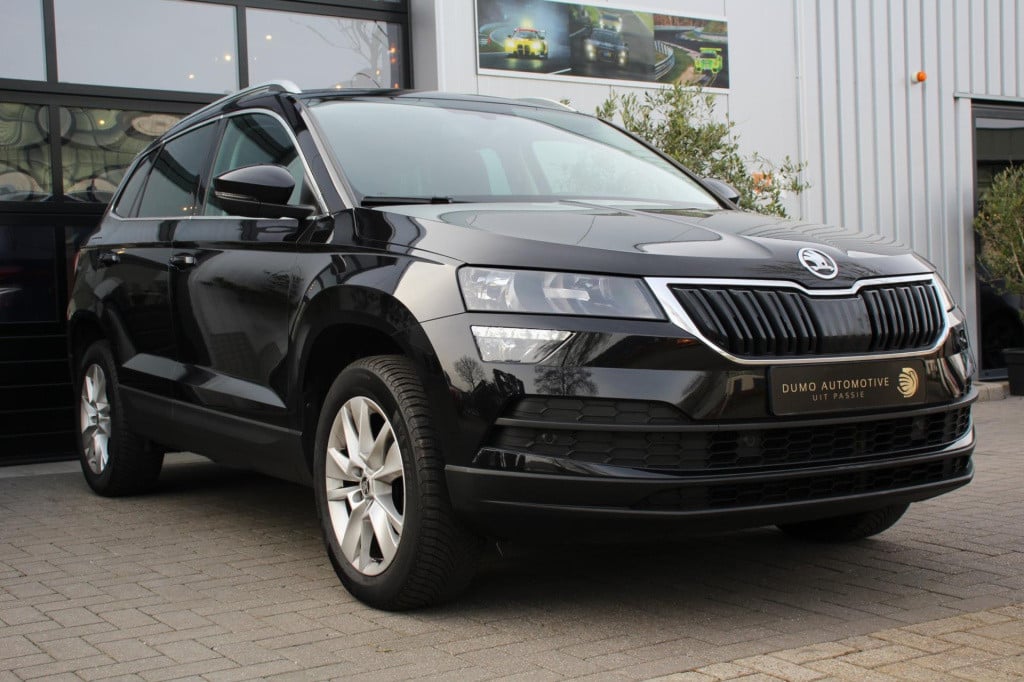 Skoda Karoq 1.5 tsi act sportline business - stoel verw - carplay - virtual