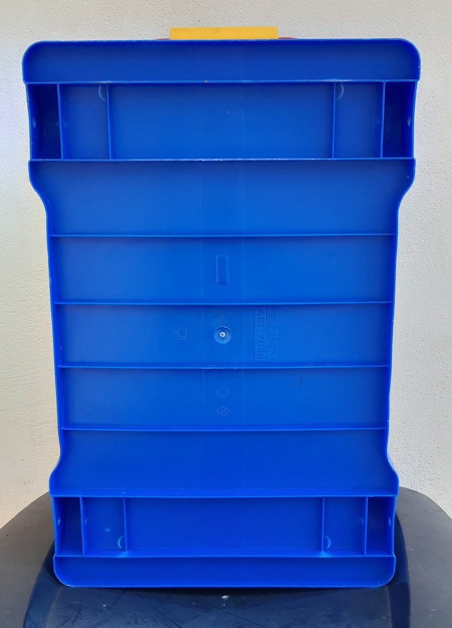 Grote opbergdoos in de vorm van een Lego steen,