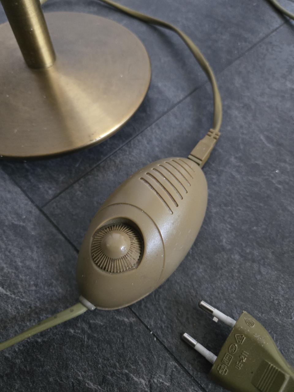 Goudkleurige tafellamp met 5 kelkjes, dimbaar