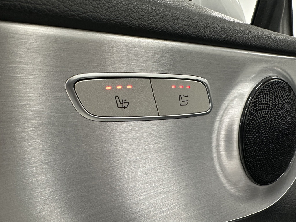 Mercedes-Benz C-Klasse cabrio 200 amg line 230pk | trekhaak | airscarf | 18