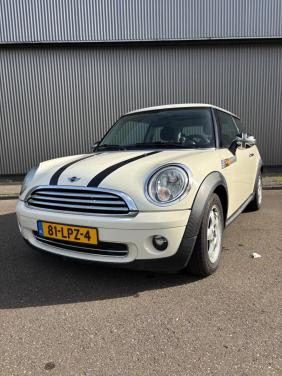 Prachtige Mini One*2010*Pano*Airco*157000km